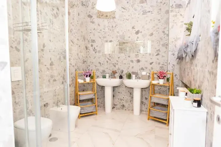 Modern Duomo Rooms Milan Italy