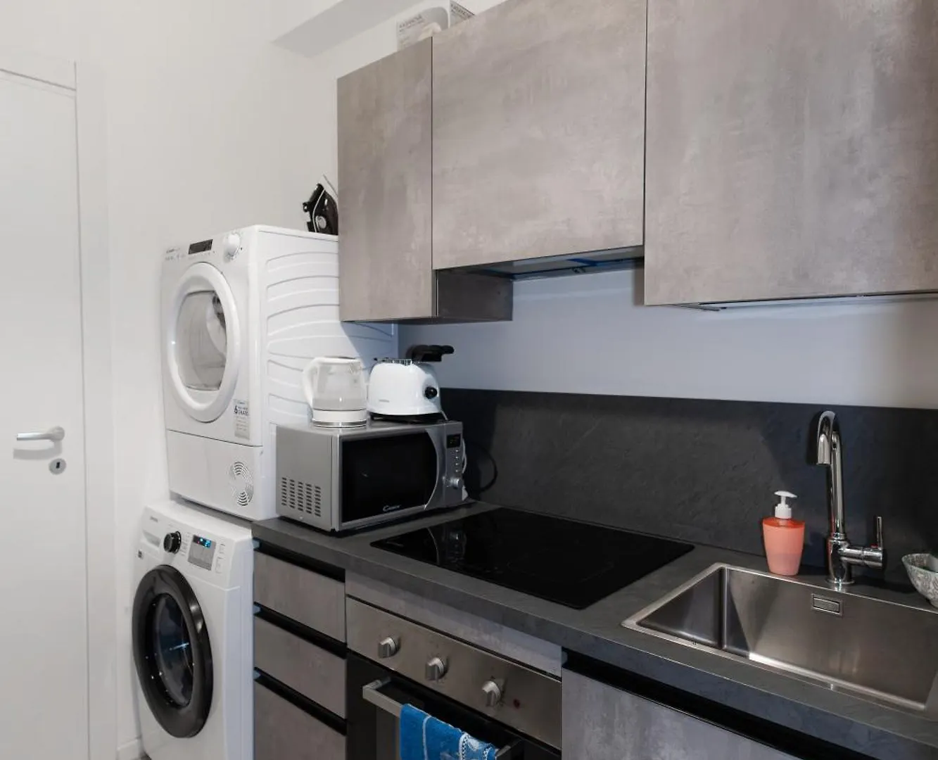 Guest house Modern Duomo Rooms Milan