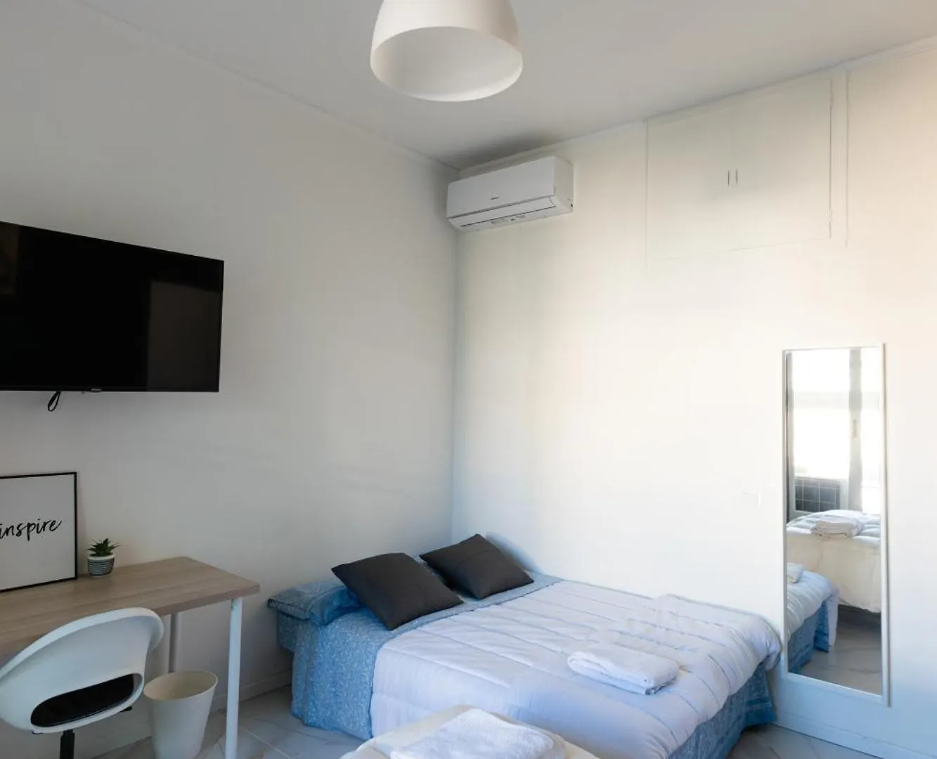 Guest house Modern Duomo Rooms Milan Italy