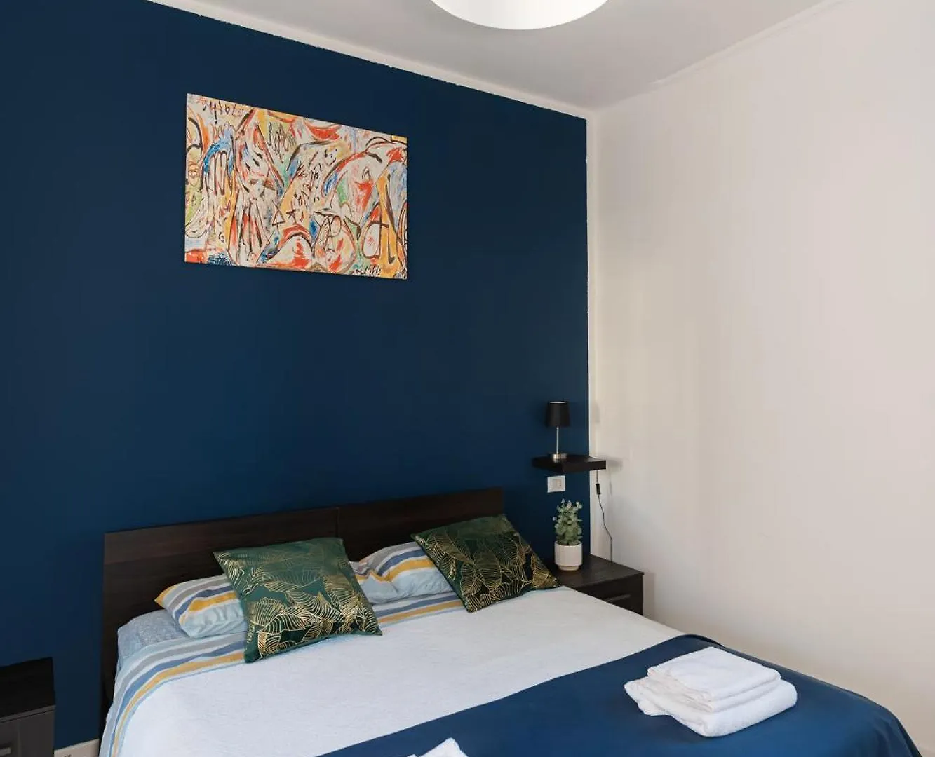 Modern Duomo Rooms Milan Italy