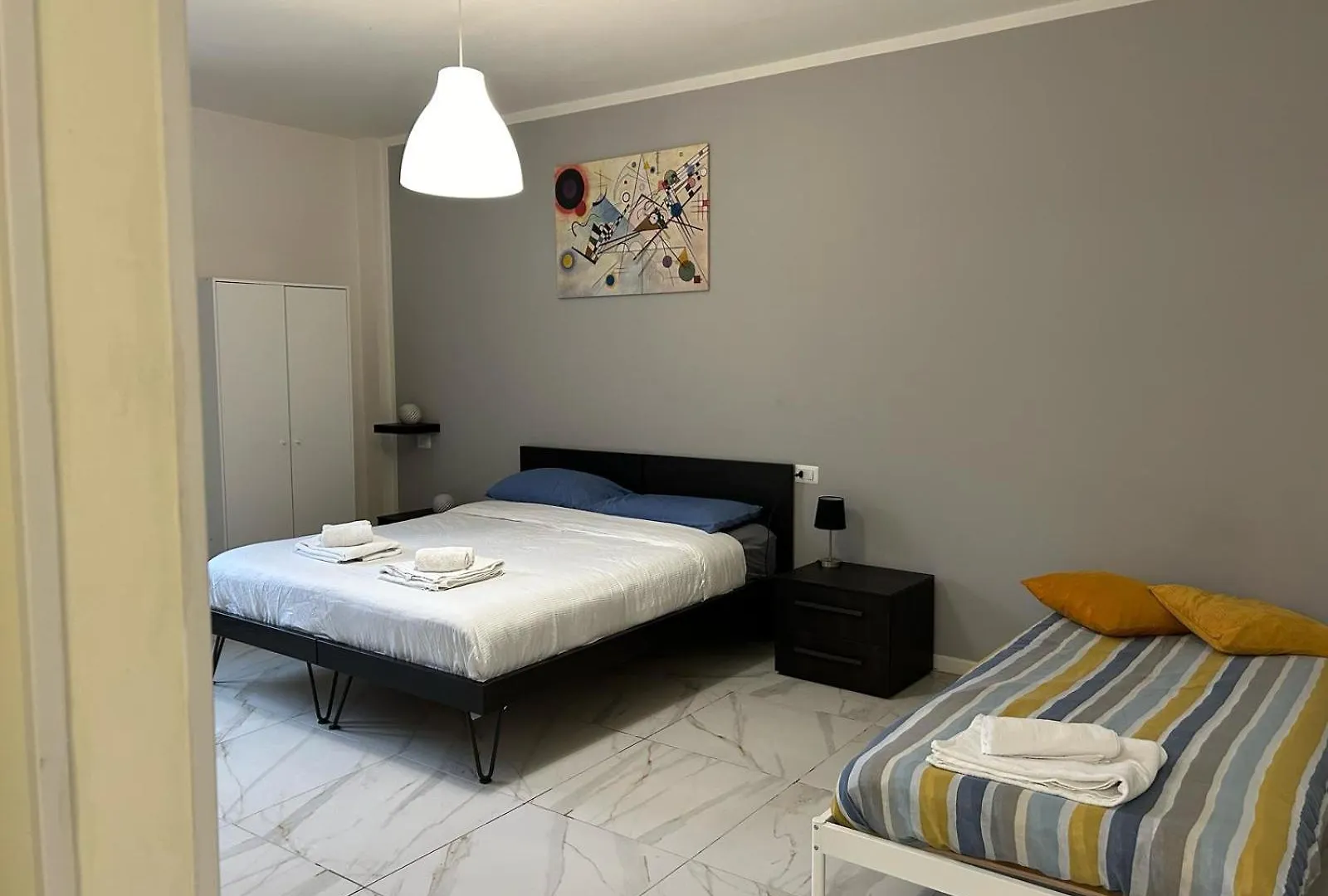 Modern Duomo Rooms Milan