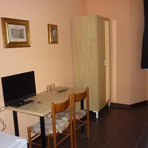 Guest house Andronaco, Milan