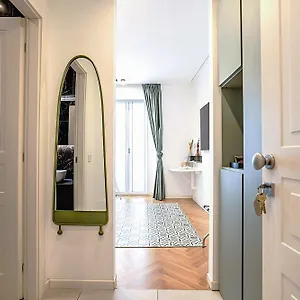 Guest house B And G San Babila- Luxury In The Heart Of - Design District, Milan