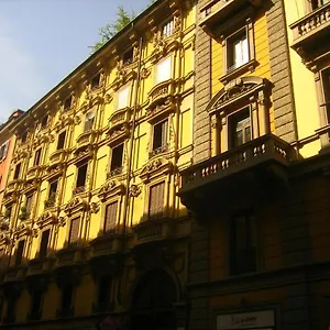 Guest house Castaldi House, Milan